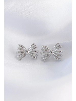 İlk El Grup Ietaks™ Pirinç Gümüş Renk Fiyonk Küpe