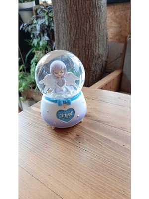 PremiumPort Büyük Boy Işıklı Müzikli Kar Küresi, Göz Kamaştırıcı Dekorasyon Parçası