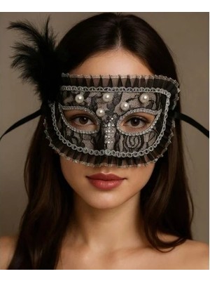 İlk El Grup Ieg™ Siyah Renk Yandan Tüylü Inci Işlemeli Taşlı Dantelli Parti Maskesi 17X12 cm