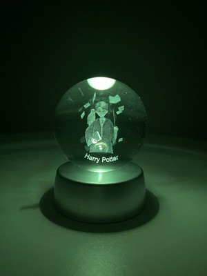PremiumPort Büyüleyici 3D Harry Potter Temalı Işıklı Cam Küre Hediye ve Dekorasyon
