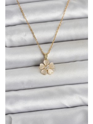 Pileli Store 316L Çelik Zincir Gold Renk Yonca Model Kadın Kolye