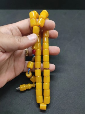 İskeçe Tesbih Zeyzun Usta Eseri̇ Di̇k Damar (Imza Çi̇vi̇ Ara Pulları Gümüş) Sıkma Kehri̇bar