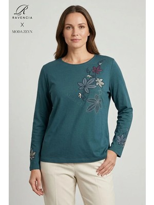 Ravencia Kadın Renkli Çiçek Yaprak Desenli Yaka ve Etek Taşlı Işlemeli Yırtmaçlı Likralı Anne Penye Bluz