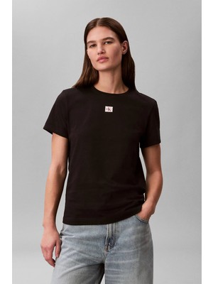 Calvin Klein Kadın TIŞÖRT-LV047F227G