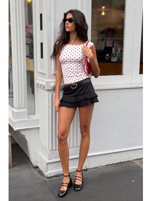 Madmext Siyah Düşük Bel Pile Katlı Mini Etek MG2724