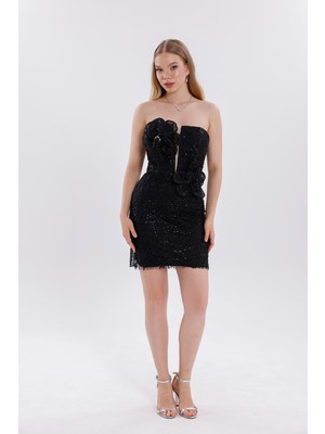 Bdm Exclusive Taşlı Kumaş Çiçek Aplikli Straplez Kısa Abiye Elbise