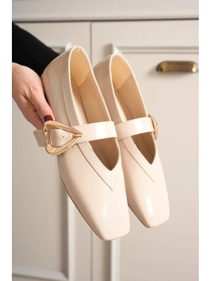 Ellolita Luxury Shoes Sherry Ortopedik Taban Bej Rugan Toka Detaylı Deri Babet