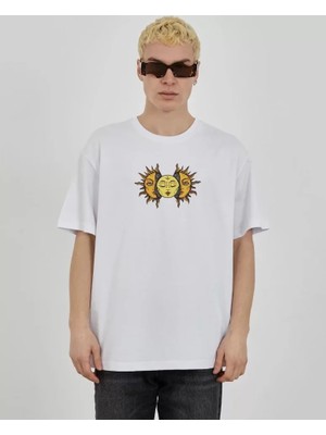 Modi Green Desenli Unisex Günlük Stil Beyaz Optik Grafik Tişört