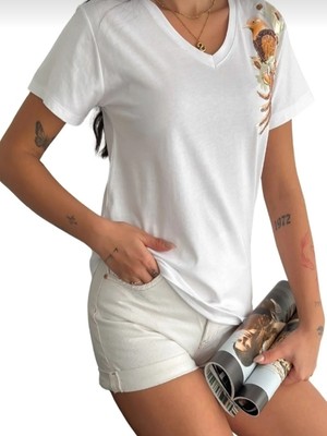 Kuş Baskılı , Payetli ve Nakışlı Tişört