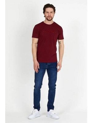 Dynamo Erkek Bordo Bisiklet Yaka Nakış Detaylı T-Shirt T866