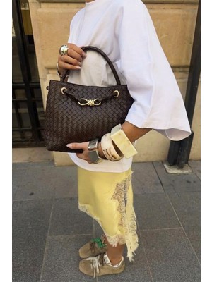 Bahels Kadın Venty Acı Kahve Renk Gold Tokalı El ve Omuz Çantası