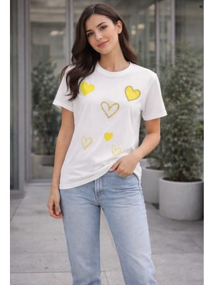 Dima Kalp Taşlı Kısa Kollu Bisiklet Yaka T-Shirt