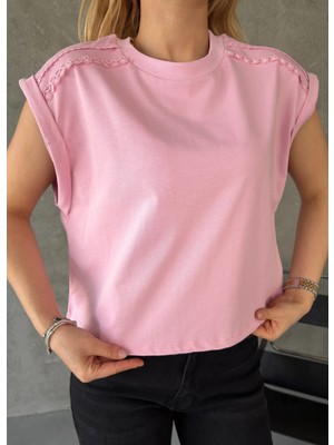 Noa Noa Kadın Omuz Dantel Detaylı Kısa Kollu T-Shirt