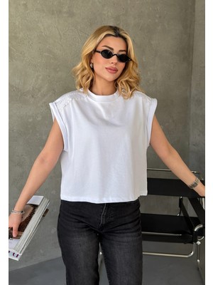 Noa Noa Kadın Omuz Dantel Detaylı Kısa Kollu T-Shirt