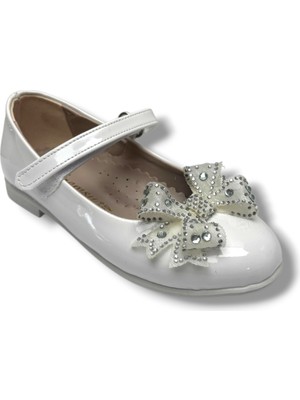 İremsu Iremsu 7052-26 Rugan Taşlı Kurdeleli Tek Bantlı Kız Çocuk Babet 26-30