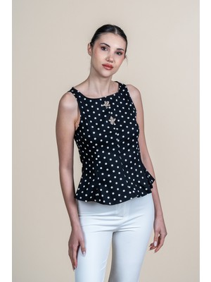 MissVina Kayık Yaka Düğme Detaylı Puantiyeli Bluz 70075