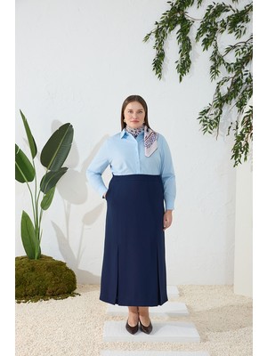Aker Lacivert Pilikaşe Detaylı Klasik Etek