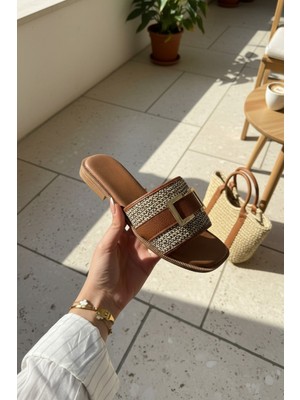 Enoch Kadın Hasır Örgü Bantlı Altın Kare Toka Detaylı Ortopedik Terlik