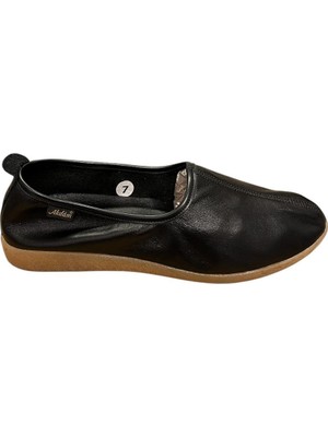 Akdam Hakiki Deri Kadın Kauçuk Tabanlı Tavaf Ayakkabı