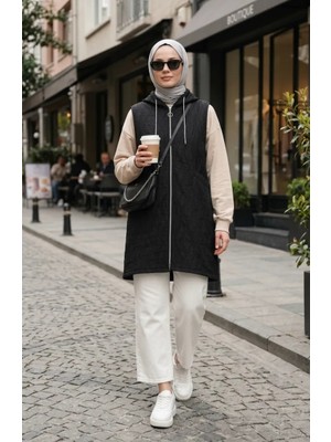 Sefa Merve Kapüşonlu Fermuarlı Kapitone Yelek 12037-01 Siyah