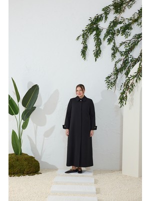 Aker Siyah Manşet Detaylı Pardösü