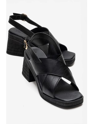 Ccway Kadın Çapraz Biyeli Ökçeli Topuklu Sandalet Siyah