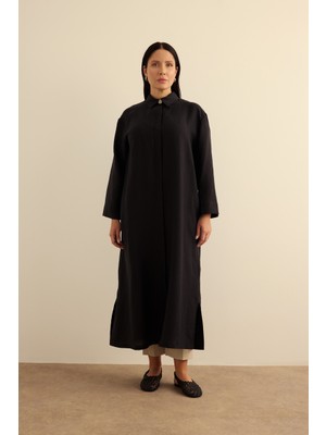 Aker Siyah Önden Düğmeli Ferace