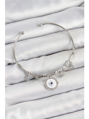 Ergün Store Pirinç Zirkon Taşlı Pusula Model Gümüş Renk Charm Bileklik - Lisinya