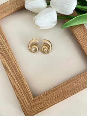 Nergis Collection Kadın Deniz Kabuğu 14K Incili Çelik Küpe