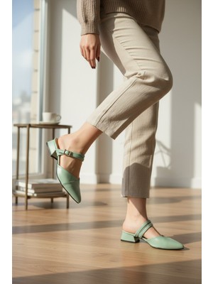 Enoch Kadın Su Yeşili Çift Bantlı Toka Detaylı Sivri Burun Alçak Topuklu Terlik