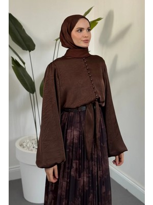 Merven Akyüz Mehrisa Önden Düğmeli Bağlamalı Saten Gömlek Kahverengi