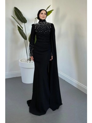 Merven Akyüz Ravina Pelerinli Balık Abiye Siyah