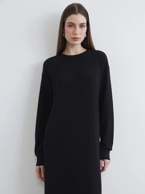 LC Waikiki Lcw Modest Siyah Bisiklet Yaka Yırtmaçlı Sweat Elbise