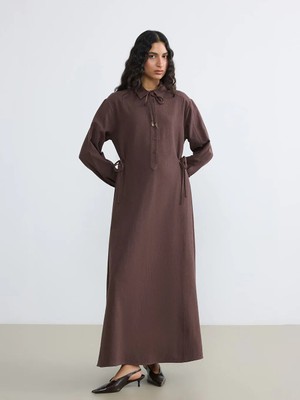 LC Waikiki Lcw Modest Kahverengi Gömlek Yaka A Kesim Keten Karışımlı Elbise