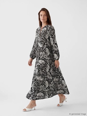 LC Waikiki Lcw Grace Siyah Hakim Yaka Desenli Elbise