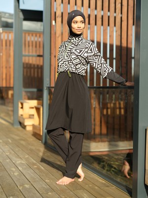 Tesmay Kadın Siyah Desen Detaylı Tam Kapalı Tesettür Mayo