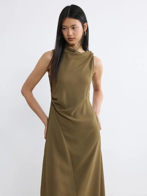 LC Waikiki Lcw Vision Haki Kayık Yaka Büzgülü Krep Elbise