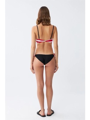 Genel Tedarik Kadın Yandan Bağlamalı Yarım Destekli Fiyonklu Alt Üst Bikini Takım Kırmızı