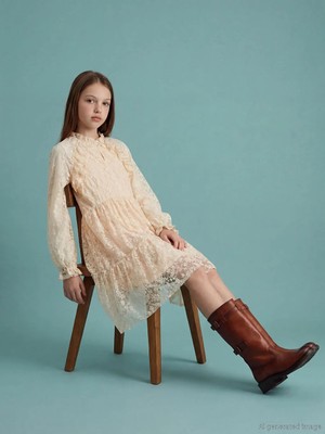 LC Waikiki Lcw Kids Ekru Hakim Yaka Fırfırlı Kız Çocuk Dantel Elbise