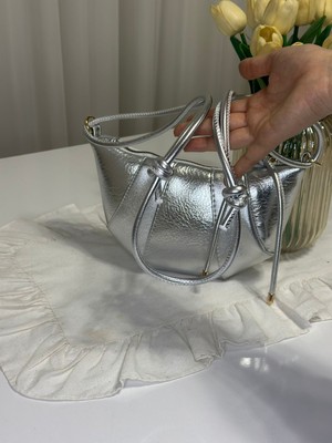 Kadın Modern Parça Detaylı Mini Çapraz Çanta