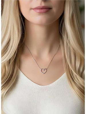 Bontexs Gümüş Zincirli Kalp Kolye Sevgiliye Özel Hediye