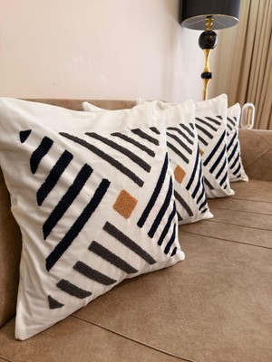 Punch Nakışlı Geometrik Desenli 4’lü Dekoratif Kırlent Kılıfı