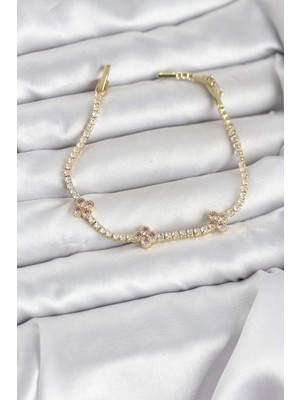 Mey İthalat Mey Ithalat® Pembe Yonca Detaylı Zirkon Taşlı Gold Renk Pirinç Su Yolu Kadın Bileklik