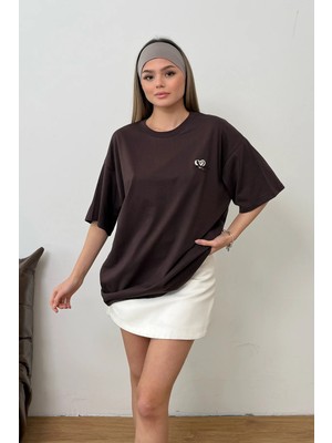 Giysa Kadın Bisiklet Yaka Nakışlı %100 Pamuklu T-Shirt Kahverengi - 26Y 26507