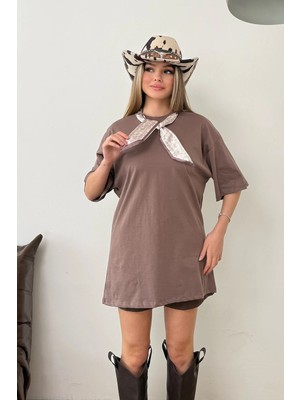 Giysa Kadın Fular Aksesuarlı %100 Pamuklu T-Shirt Açık Kahverengi - 26Y 26509