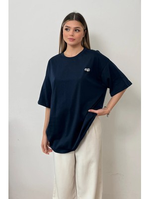 Giysa Kadın Bisiklet Yaka Nakışlı %100 Pamuklu T-Shirt Lacivert - 26Y 26507