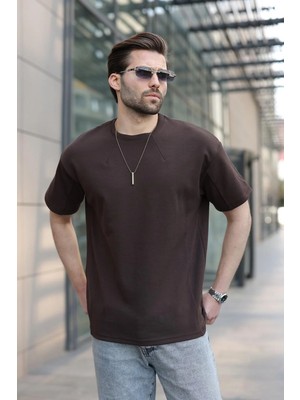 Madmext Acı Kahverengi Dikiş Detaylı Regular Fit Erkek Tişört E7183