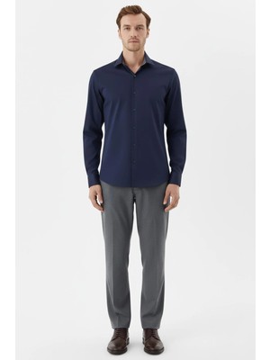 Sabri Özel Erkek Lacivert Dar Kesim Slim Fit %100 Pamuk Dokuma Uzun Kollu Klasik Yaka Gömlek