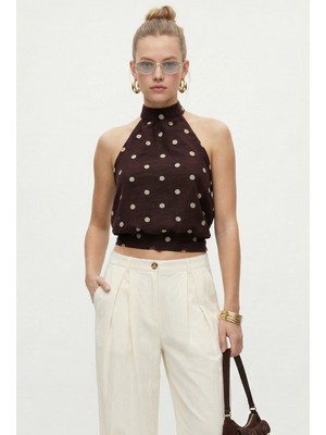 Ritnice Kadın Judy Boyundan Bağlamalı Sırt Lastikli Puantiyeli Dokuma Kahverengi Bluz