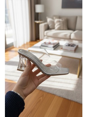 Enoch Kadın Şeffaf Küt Burun Modern Geometrik Topuklu Terlik